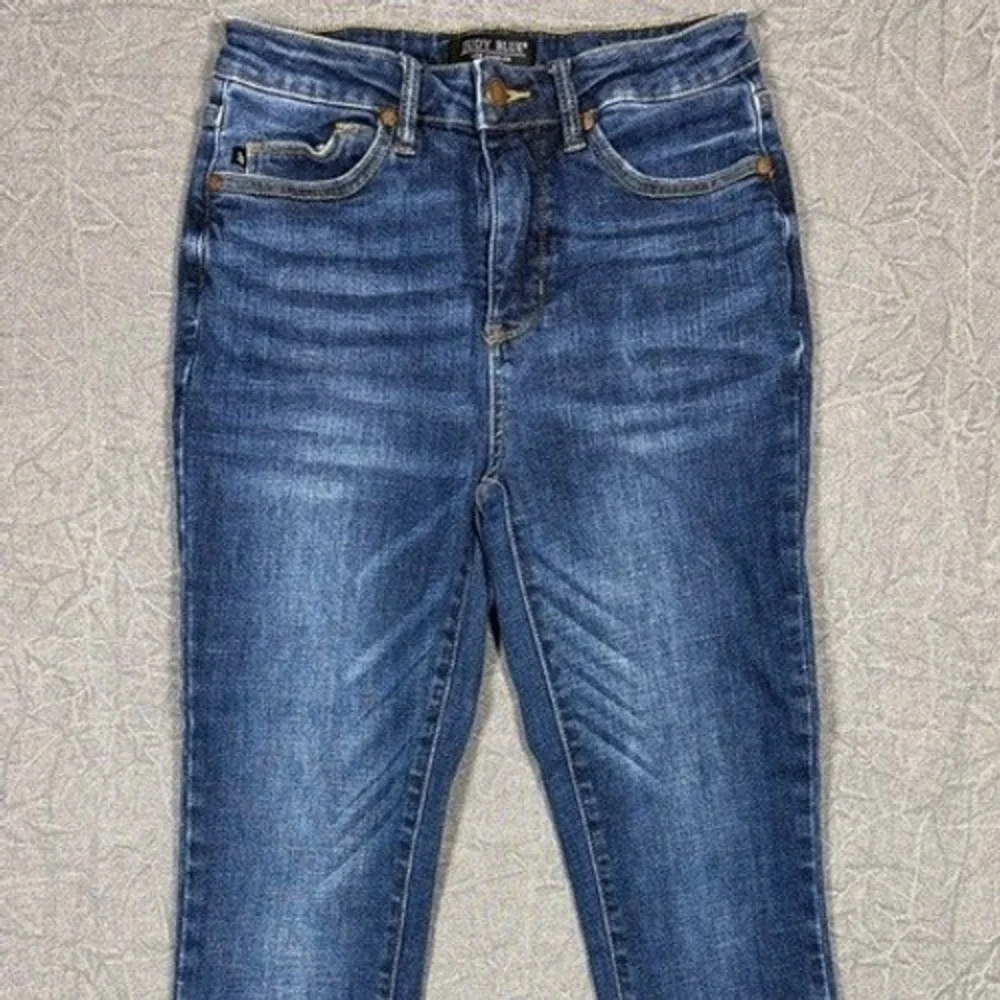 Judy Blue High Rise Skinny Jeans Dark Wash Raw Hem JB88527 DK-CO Women Size 5/27 - Picture 3 of 10